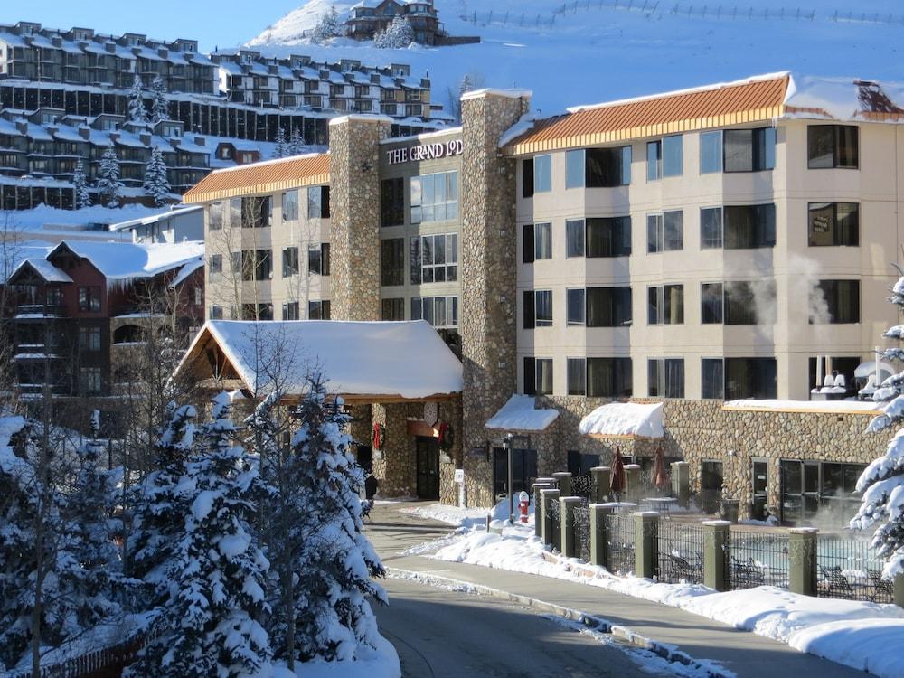 格兰德洛奇套房酒店 Mount Crested Butte 外观 照片