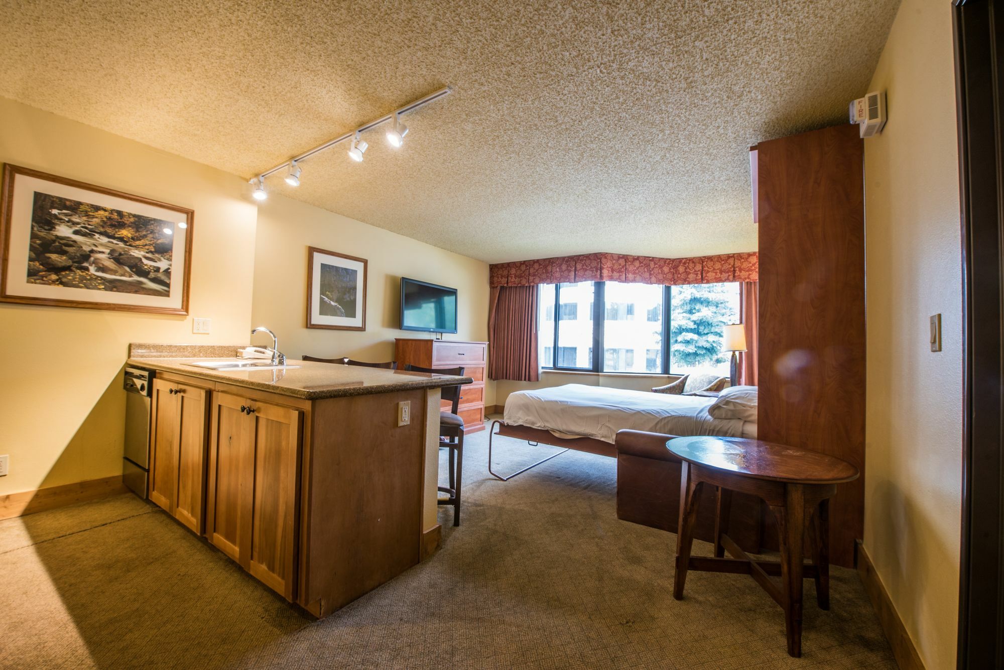 格兰德洛奇套房酒店 Mount Crested Butte 外观 照片